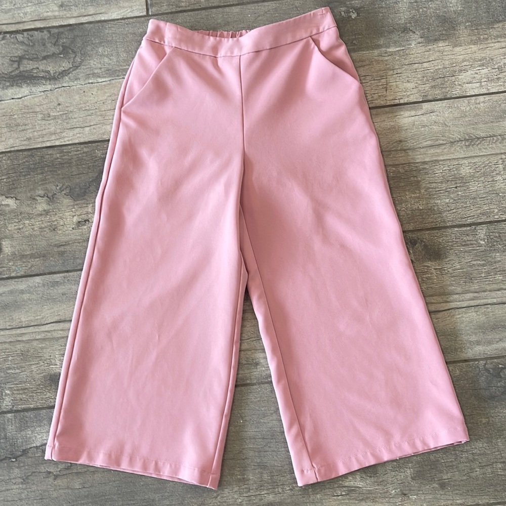 GB girls medium capri pants